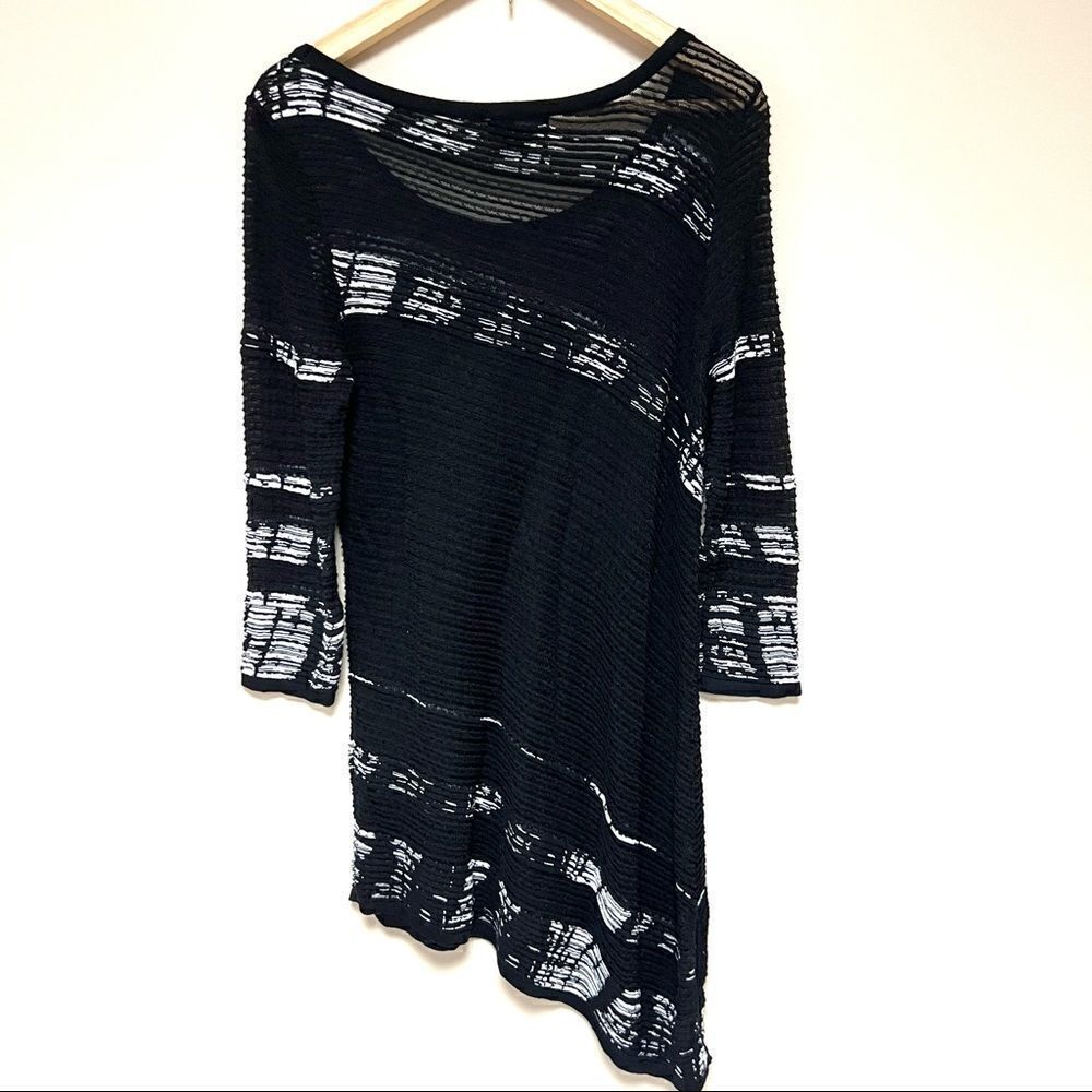 👠Belldini black/ white open knit lightweight sweater L